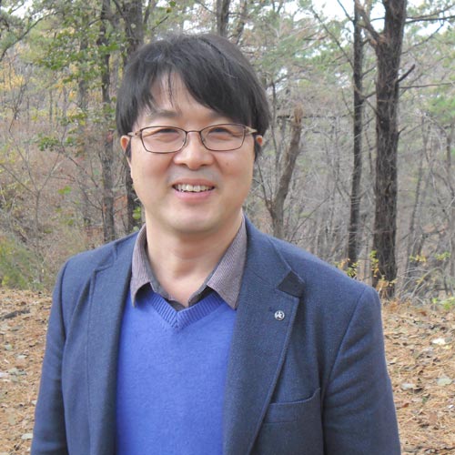 “지금은 과학과 인문학이란 겹창으로 세상을 바라봐야할 때”『21세기 교양 과학기술과 사회』홍성욱 교수