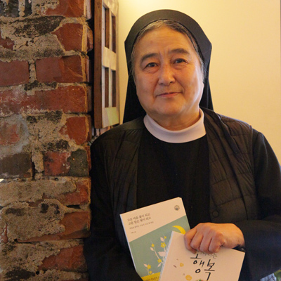“누구나 선한 것에 대한 그리움이 있어요”『기다리는 행복』이해인 수녀