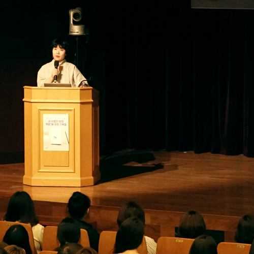 “일상의 모든 영역이 ‘취향’의 문제”『하루의 취향』김민철 강연회 현장스케치