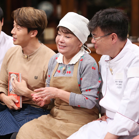 "나 자신을 대접하는 요리가 필요한 시대" 배우 김수미의『수미네 반찬』