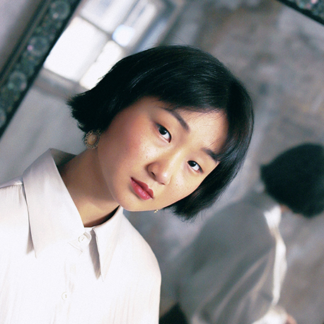 여성의 날 특집 인터뷰 ④ 이슬아 "우리의 고유성과 시대의 보편성에 대한 탐구가 필요한 지금"