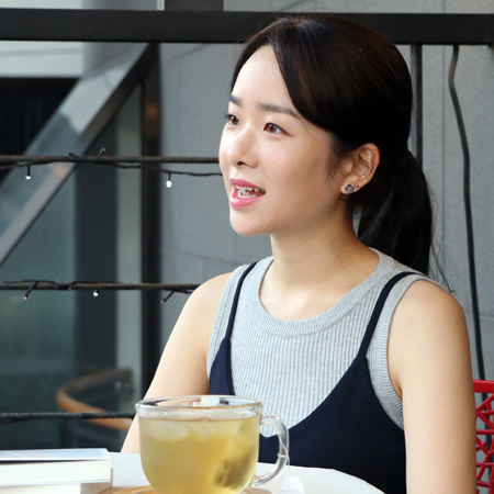 현실에서 벗어날 수 없는 소설「새벽의 방문자들」장류진