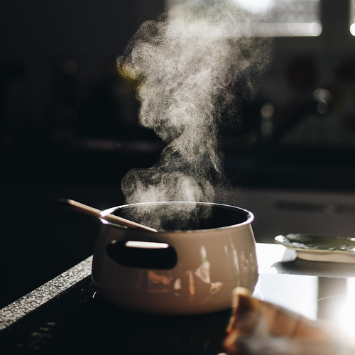 1. 당신이 어머니의 집밥을 먹을 수 있는 횟수는 앞으로 328번 남았습니다