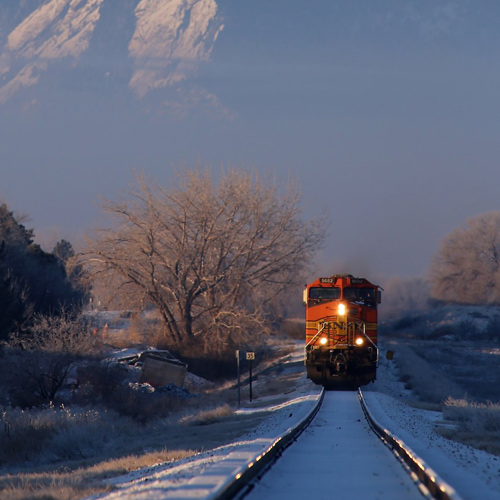 [살인의 쌍곡선] 3. 무의식 중에 경계심을 느낀 걸까