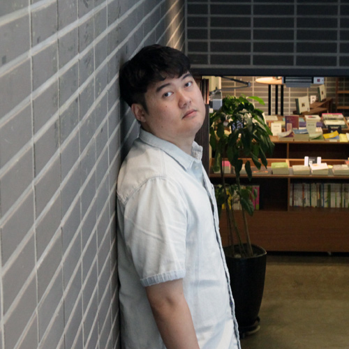 잃어버린 봄을 되찾는 시간『시절과 기분』김봉곤