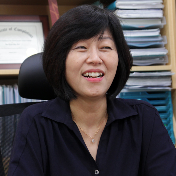 상처받은 줄 모르고 어른이 된 당신을 위하여『나는 가끔 엄마가 미워진다』배재현