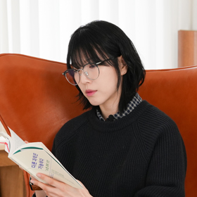 김겨울 작가와 같이 읽을까요? 오늘부터 1권!