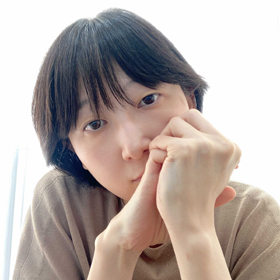 반짝임의 조각들로 만들어진 모자이크『빛의 조각들』 연여름