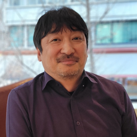 『쓰는 사람』백희성 “기록은 새로운 문을 발견하고 열어보는 가장 쉬운 방법”