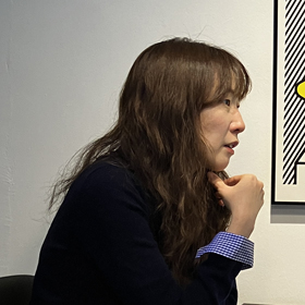 고통스럽고 아름답고 이상한『나는 혼자고 지금은 밤이다』번역자 백수린 