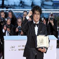 아카데미 4관왕 신화를 이룬 봉준호의 관상은?