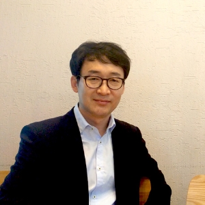 『모래 바람』도진기, “오랫동안 독자로 살아와서 독자의 입장을 반영하려 노력합니다”