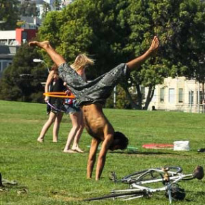 [여행자의 말] 1화. 어떻게 드실 건가요?