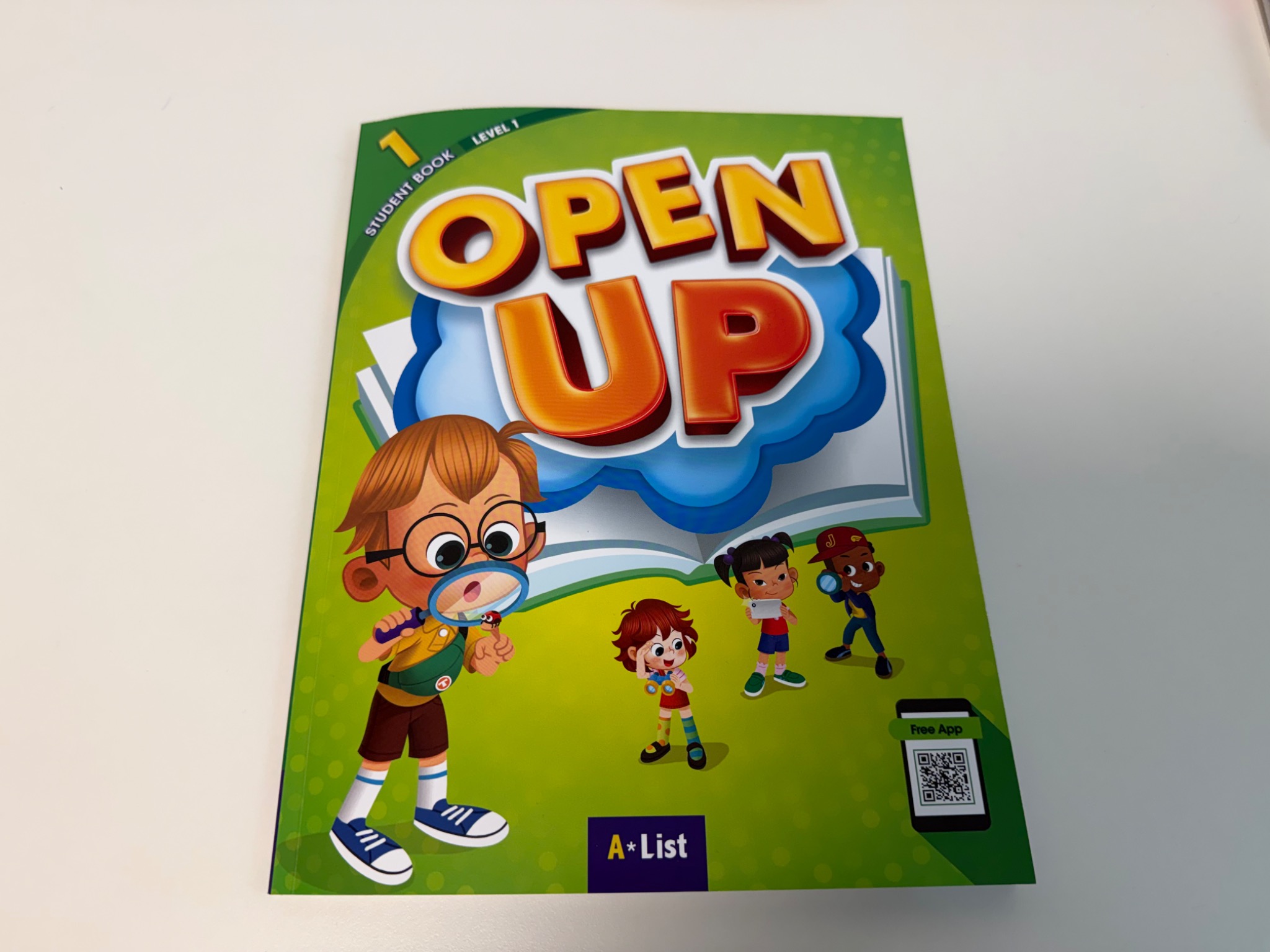 Open Up 1 Student Book (with App) - 교보문고