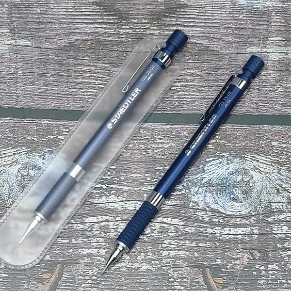 스테들러 알루미늄바디 0.3mm 샤프펜슬 Navy 925 35