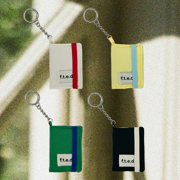 [프롬디얼리던] 패딩 미니 북커버 키링