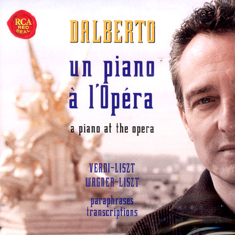 UN PIANO A L`OPERA-A PIANO AT THE OPERA