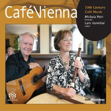 CAFE VIENNA/ MICHALA PETRI, LARS HANNIBAL [SACD HYBRID]