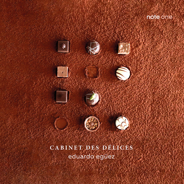 CABINET DES DELICES: FRENCH LUTE MUSIC OF THE 17TH CENTURY [즐거움의 보석 상자: 17세기 프랑스 류트 음악 - 에두아르도 에구에스]