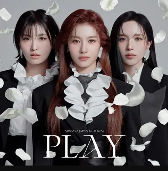 PLAY [JAPAN 1ST] [LIMITED EDITION B]