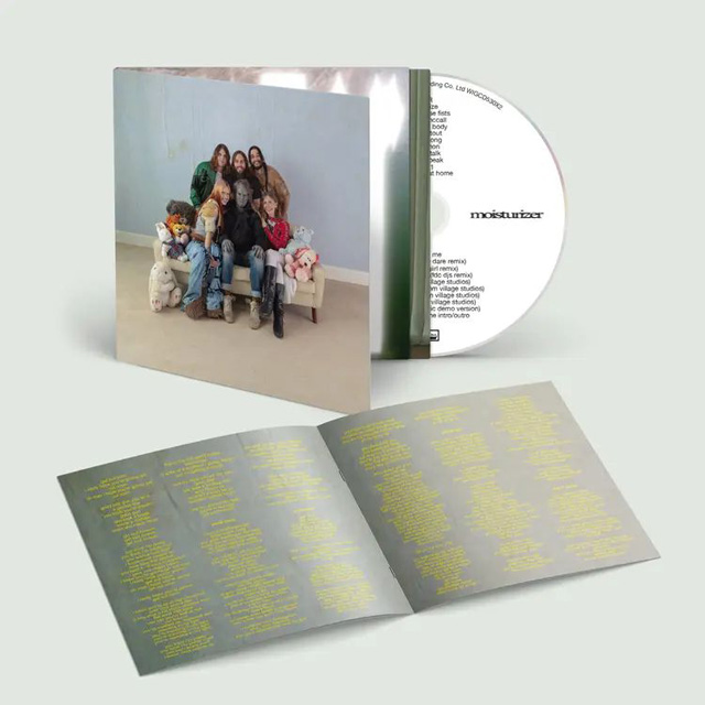 MOISTURIZER [DELUXE EDITION]