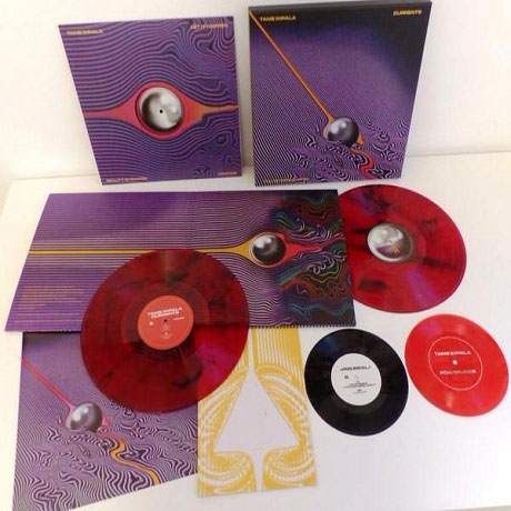 CURRENTS [RED 2LP+7"+12"+FLEXI-DISC] [COLLECTORS EDITION]