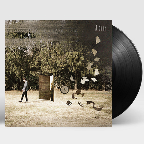 A DOOR [140G LP]