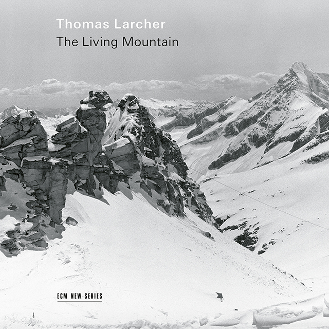 THE LIVING MOUNTAIN/ CLEMENS SCHULDT [토마스 라르허: 리빙 마운틴 - 클레멘스 슐트]