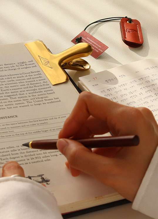 겨울의 필사노트