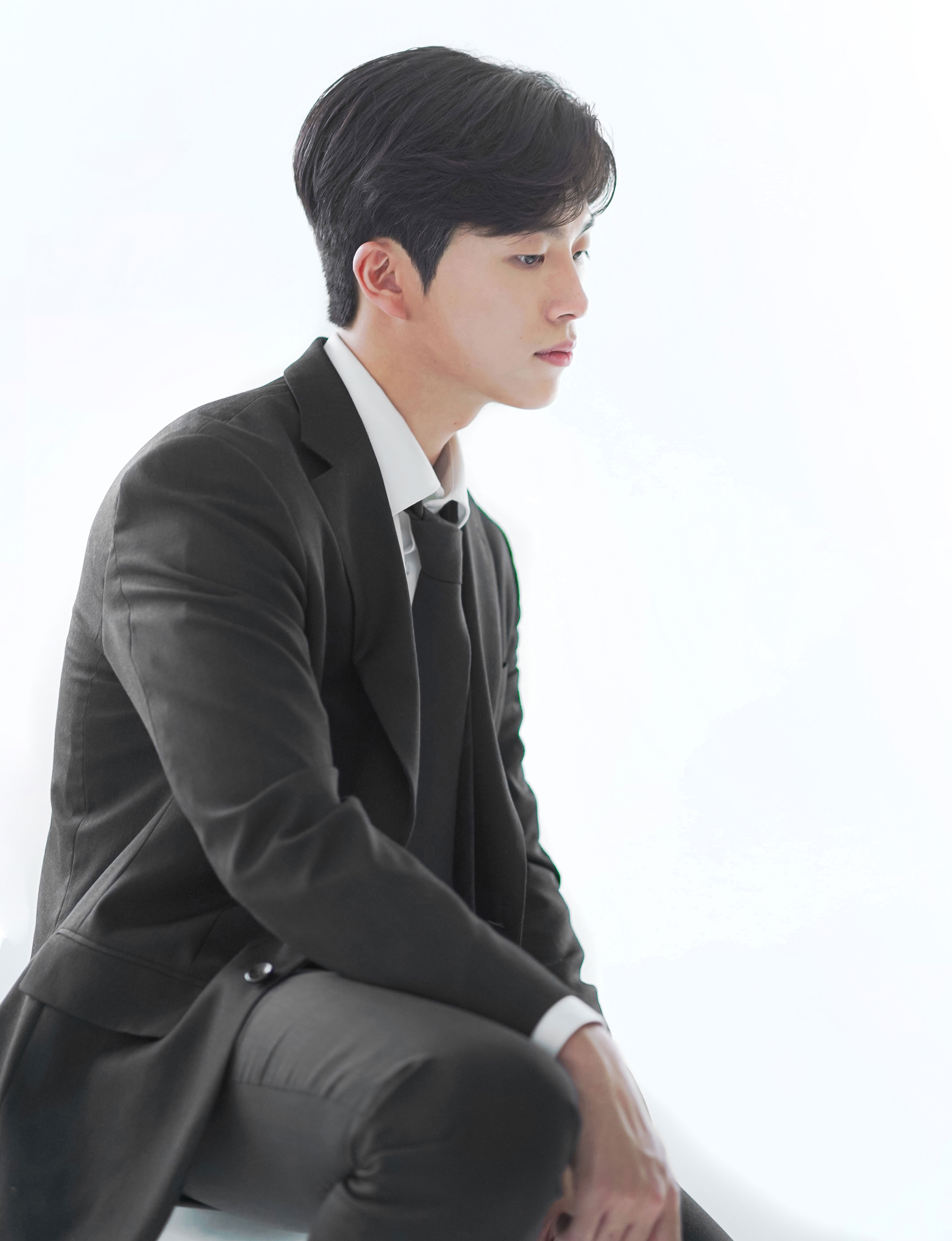 정영한 작가
