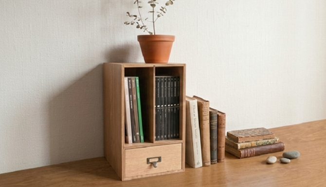 나무 사이 정성스런 마음