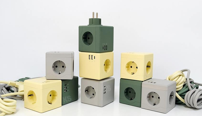 숨기던 멀티탭, 이제 꺼내두세요