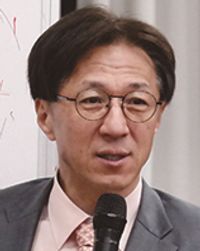 백현우