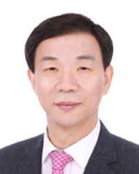 신동윤