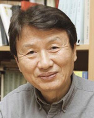권영민