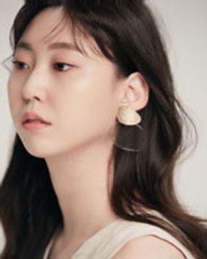 정다연