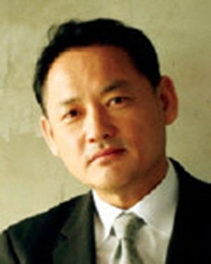 유인촌