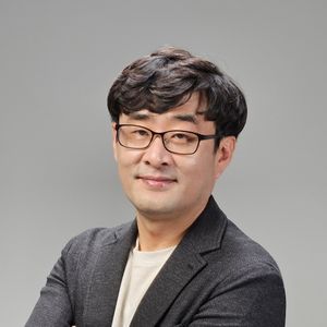 강인욱