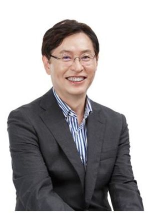 염창환