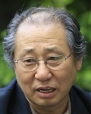 황현산