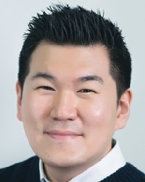 김유비