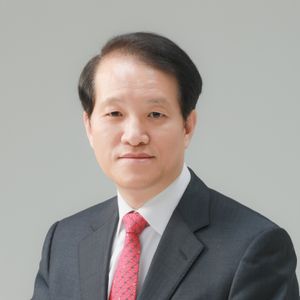 박윤성