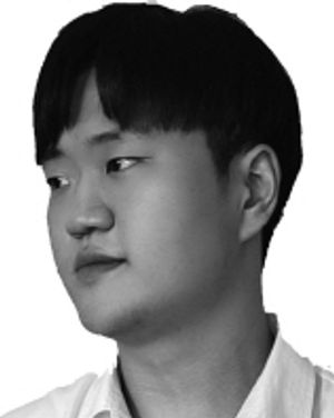 이현섭