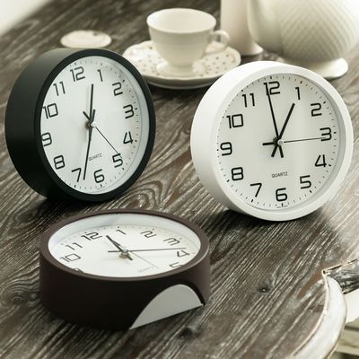 베이지브라운 모던 무소음 탁상 벽시계 17cm