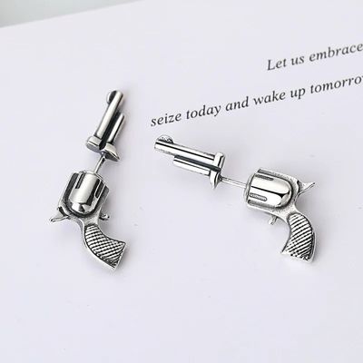 리볼버 총 권총 귀걸이 피어싱 귀찌 특이한 악세사리