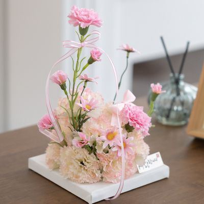 어버이 감사 핑크 카네이션 조화 케이크 23x26cm 장식