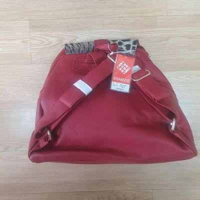 가방 쌈지 잡화 여자 여성용 소품 친구 레드 악세서리 패션 외출 생일 데일리 기념일 백팩(WFLRMUF)