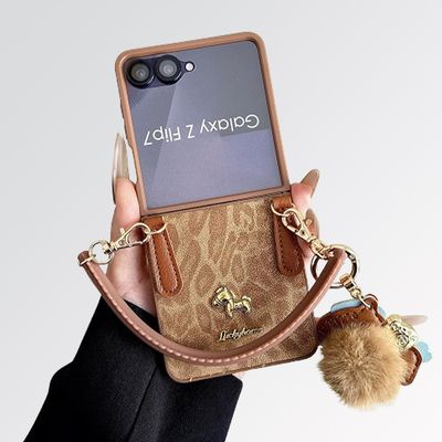 갤럭시 z플립 7 6 5 4 3 호피 말 가죽 스트랩 케이스