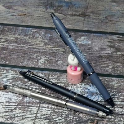 파이롯트 프리미엄잉크 프릭션 노크존 0.7mm 50F