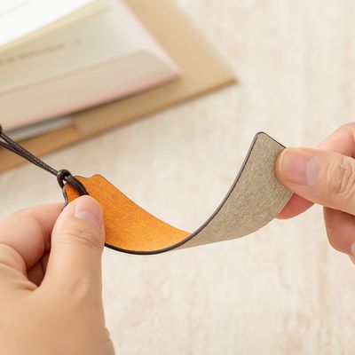 [무료각인]오브리즈 시그니처 양면 가죽 북마크